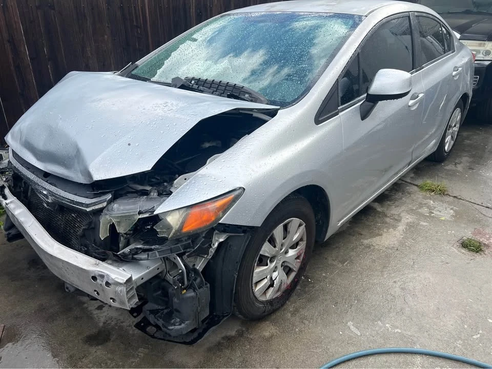 2012 Honda Civic 9th Gen - Image 3 of 8