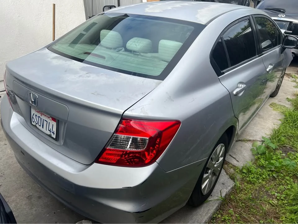 2012 Honda Civic 9th Gen - Image 5 of 8