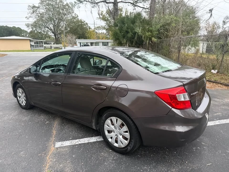 2012 Honda Civic 9th Gen - Image 4 of 9