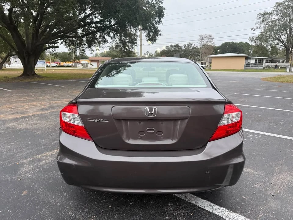 2012 Honda Civic 9th Gen - Image 5 of 9
