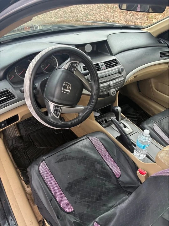 2012 Honda Civic 9th Gen - Image 3 of 10