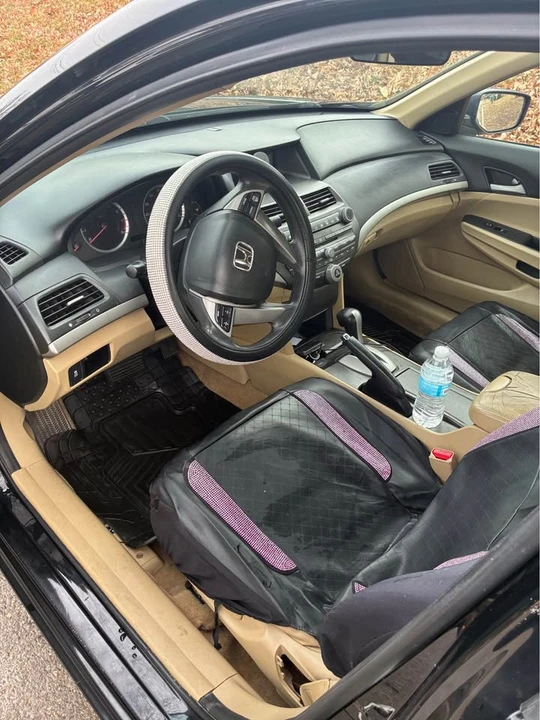 2012 Honda Civic 9th Gen - Image 2 of 10