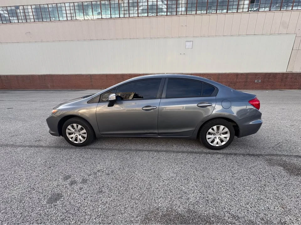 2012 Honda Civic 9th Gen - Image 6 of 10
