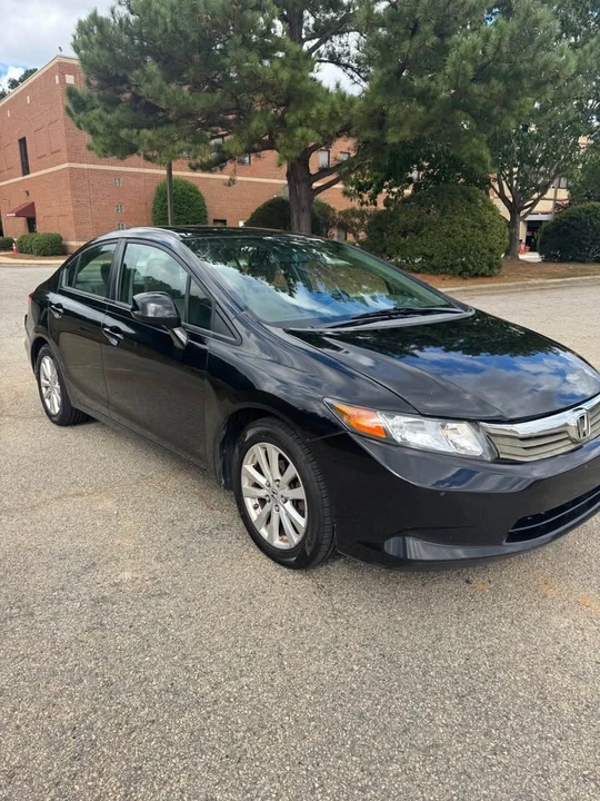 2012 Honda Civic 9th Gen - Image 2 of 12