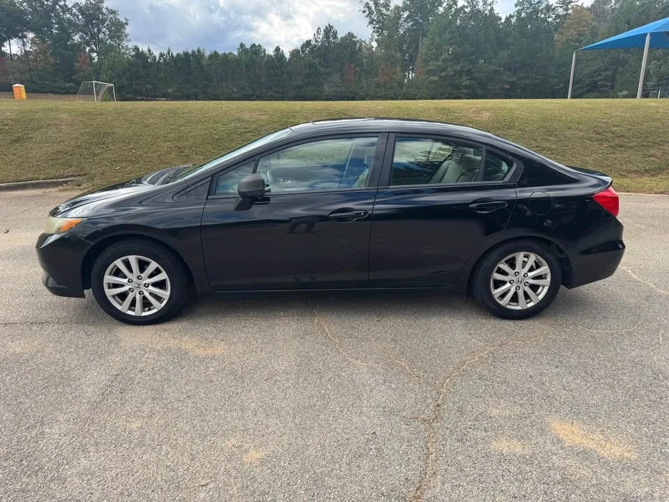 2012 Honda Civic 9th Gen - Image 4 of 12