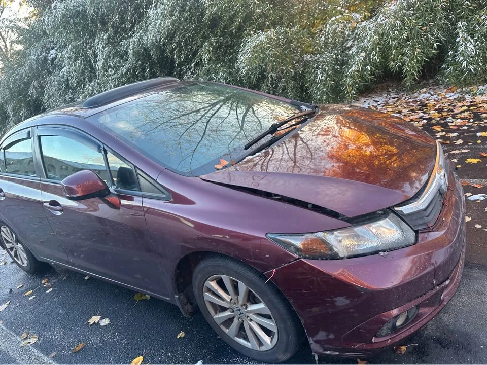 2012 Honda Civic 9th Gen - Image 4 of 7