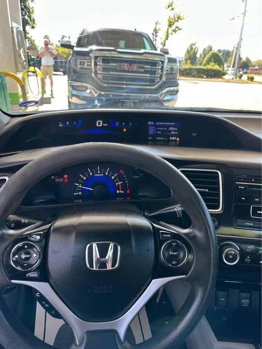 2012 Honda Civic 9th Gen - Image 5 of 11