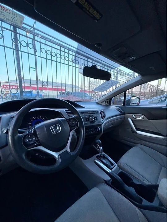 2012 Honda Civic 9th Gen - Image 3 of 6