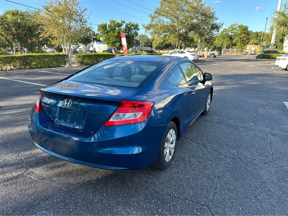 2012 Honda Civic 9th Gen - Image 3 of 7