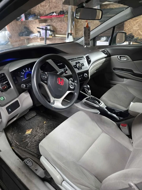 2012 Honda Civic 9th Gen - Image 4 of 15