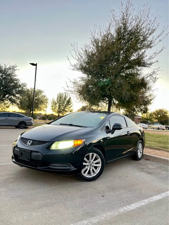 2012 Honda Civic 9th Gen - Image 2 of 15