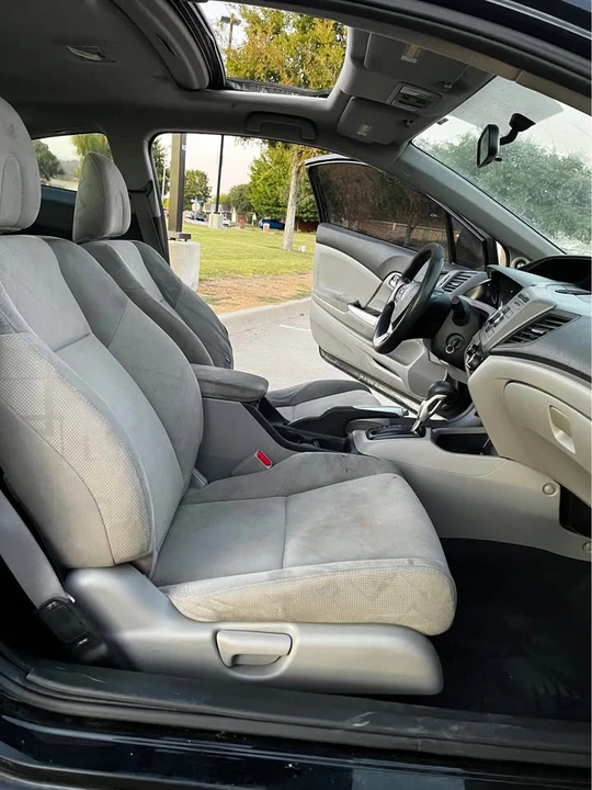 2012 Honda Civic 9th Gen - Image 9 of 15
