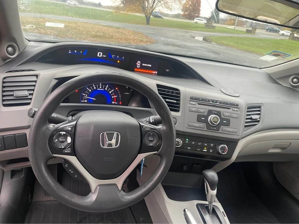 2012 Honda Civic 9th Gen - Image 7 of 14