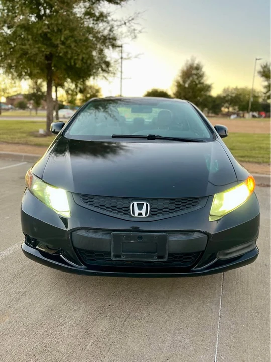 2012 Honda Civic 9th Gen - Image 3 of 15
