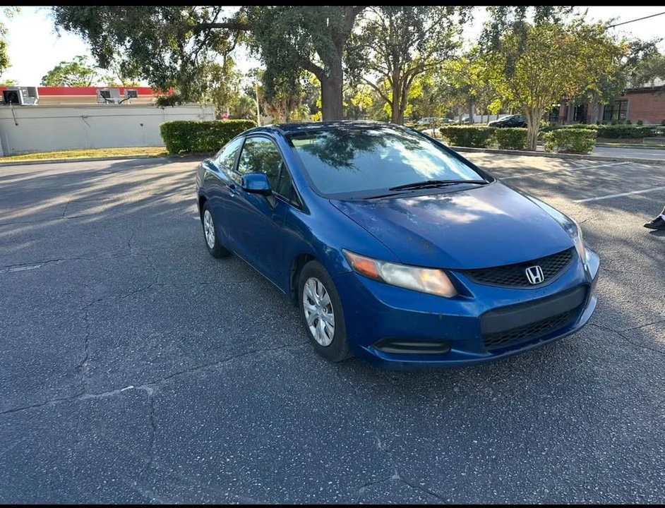 2012 Honda Civic 9th Gen - Image 2 of 7
