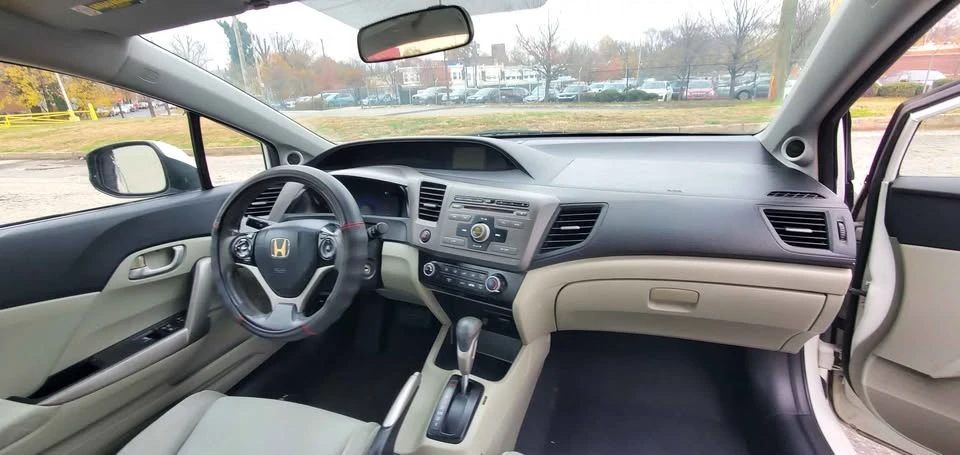 2012 Honda Civic 9th Gen - Image 9 of 14