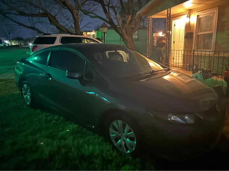 2012 Honda Civic 9th Gen - Image 2 of 3