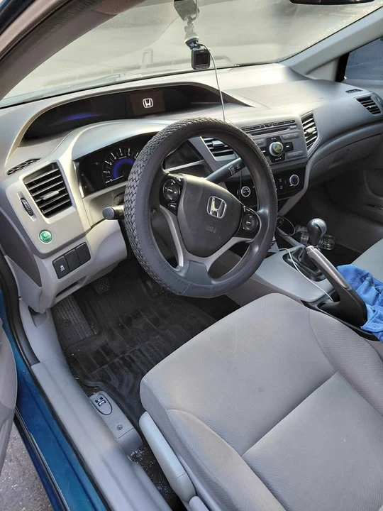 2012 Honda Civic 9th Gen - Image 2 of 7