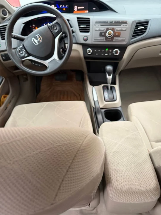 2012 Honda Civic 9th Gen - Image 7 of 11