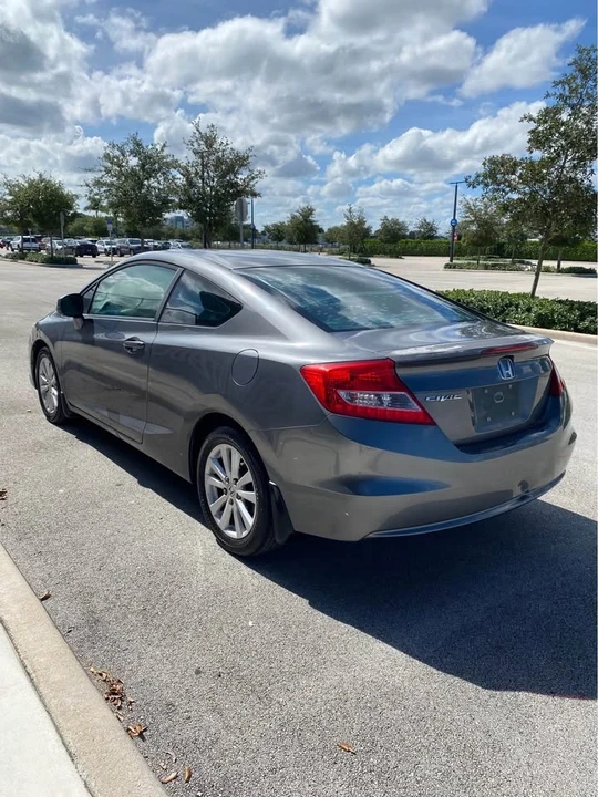 2012 Honda Civic 9th Gen - Image 4 of 8
