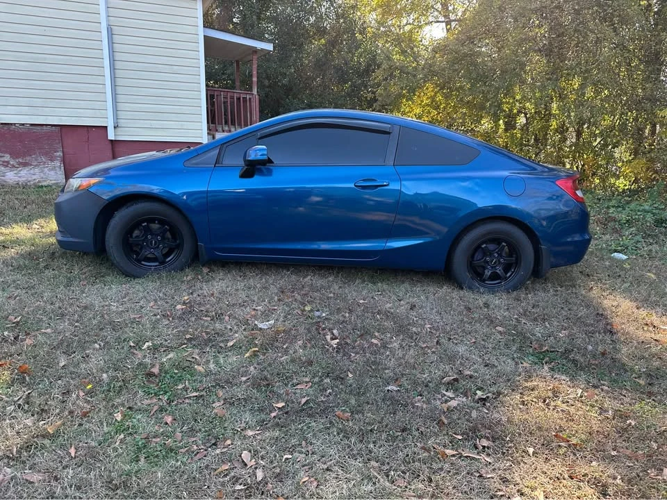 2012 Honda Civic 9th Gen - Image 4 of 10