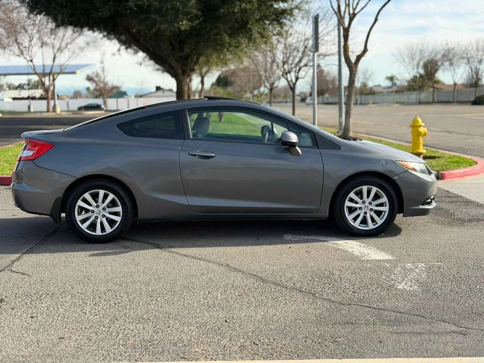 2012 Honda Civic 9th Gen - Image 7 of 11
