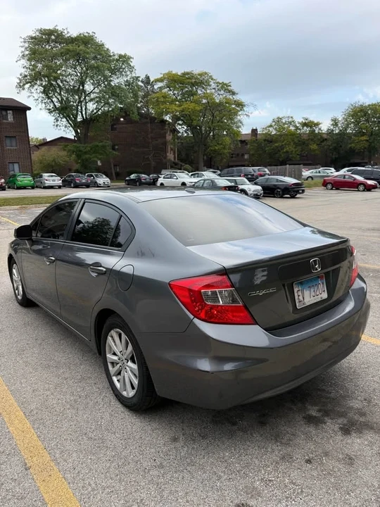 2012 Honda Civic 9th Gen - Image 9 of 13