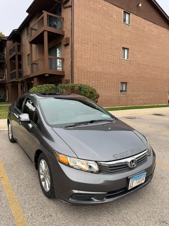 2012 Honda Civic 9th Gen - Image 4 of 13