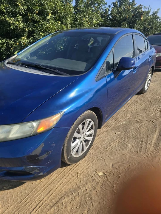 2012 Honda Civic 9th Gen - Image 2 of 5