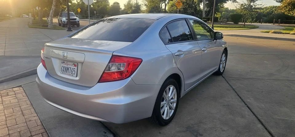 2012 Honda Civic 9th Gen - Image 6 of 15