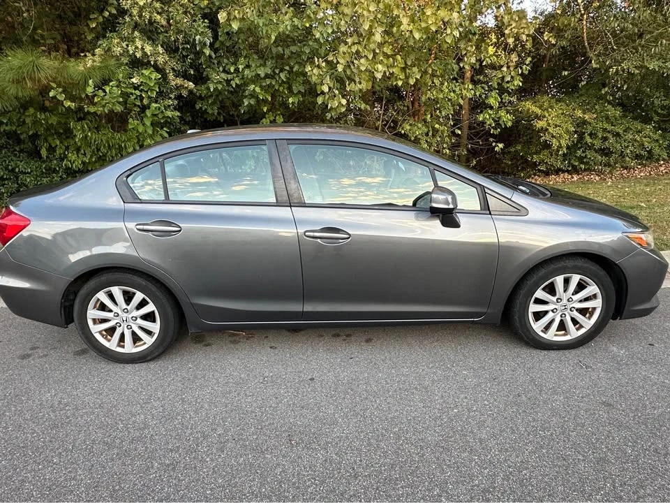 2012 Honda Civic 9th Gen - Image 3 of 9