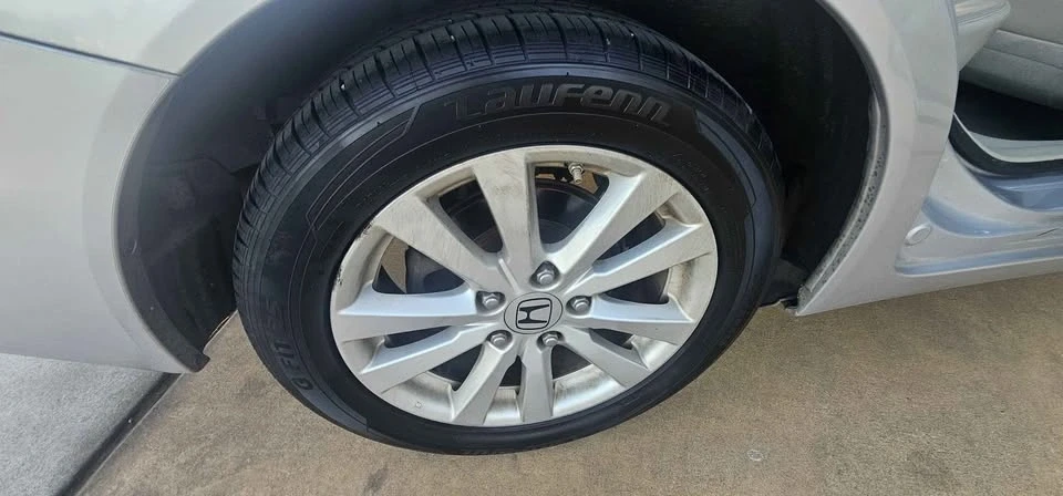 2012 Honda Civic 9th Gen - Image 14 of 15
