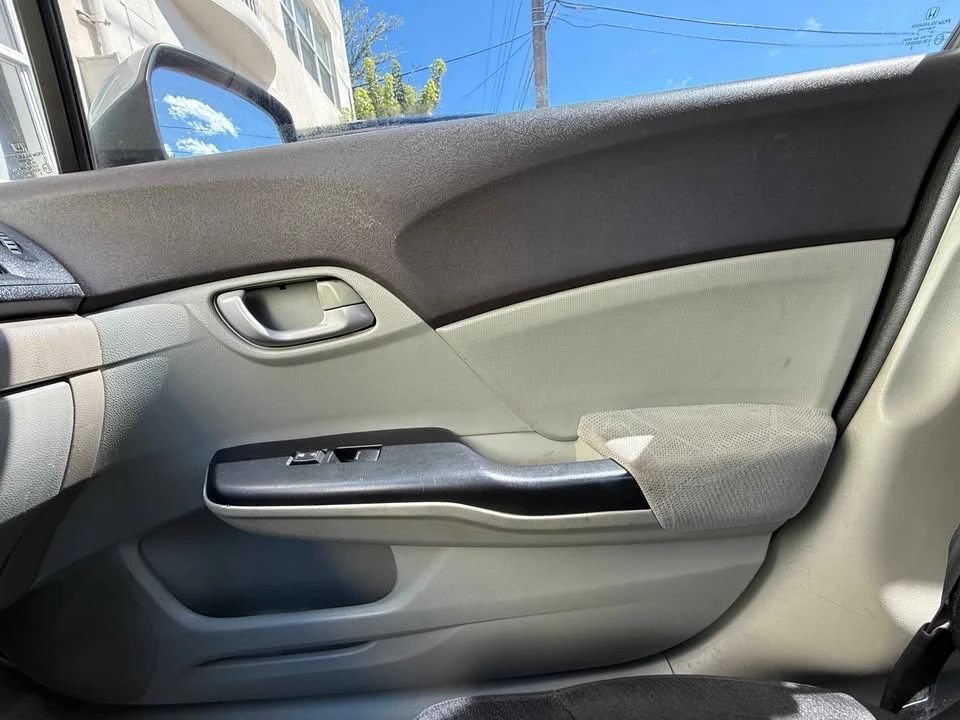 2012 Honda Civic 9th Gen - Image 11 of 19