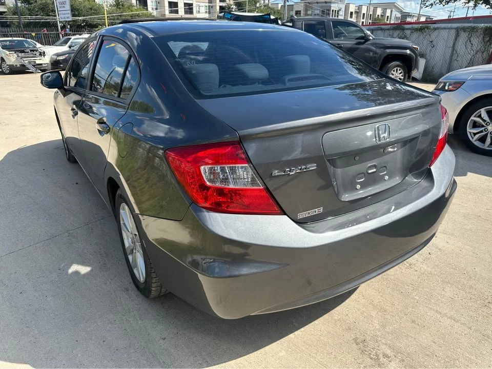 2012 Honda Civic 9th Gen - Image 6 of 8