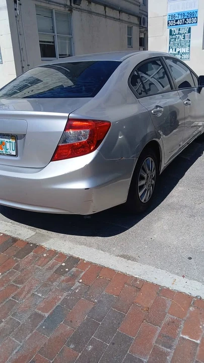 2012 Honda Civic 9th Gen - Image 6 of 19