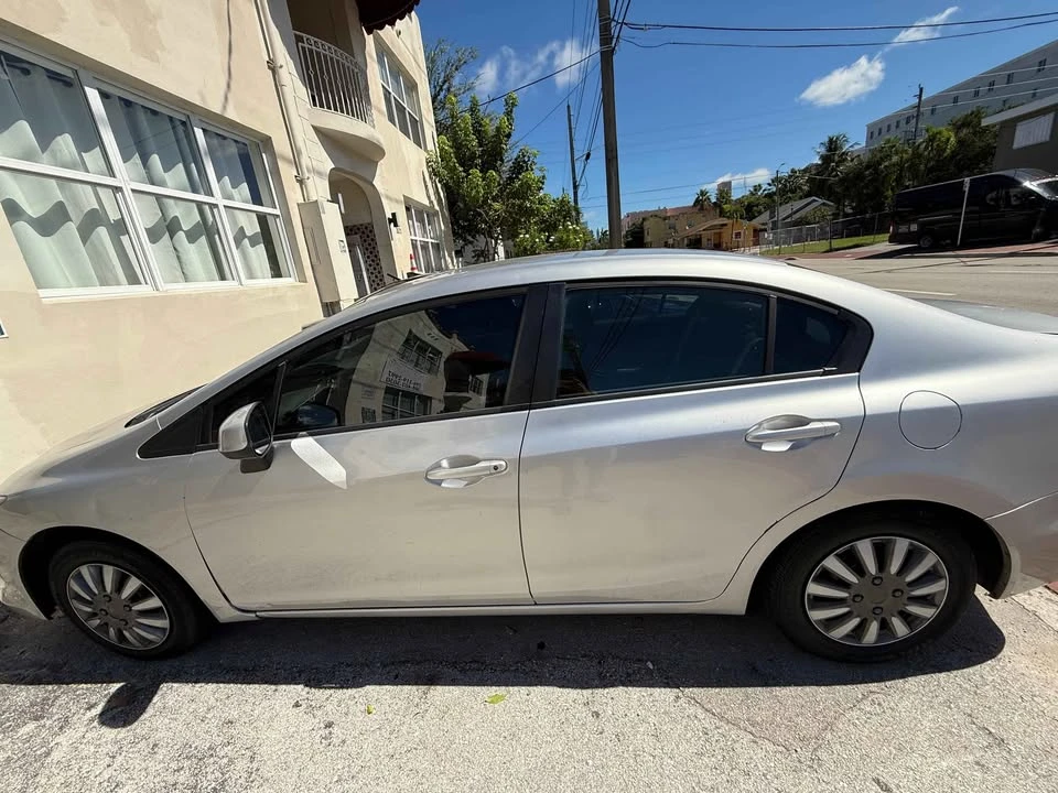 2012 Honda Civic 9th Gen - Image 14 of 19
