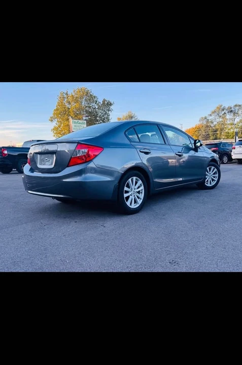 2012 Honda Civic 9th Gen - Image 2 of 6