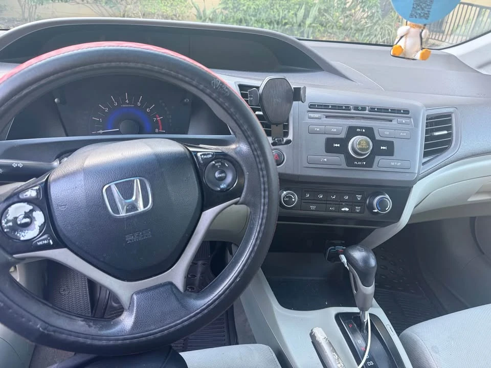 2012 Honda Civic 9th Gen - Image 7 of 8