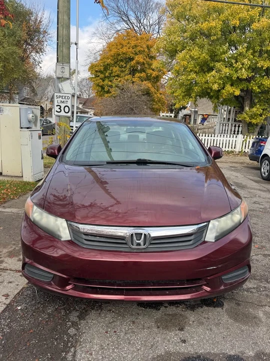 2012 Honda Civic 9th Gen - Image 3 of 11