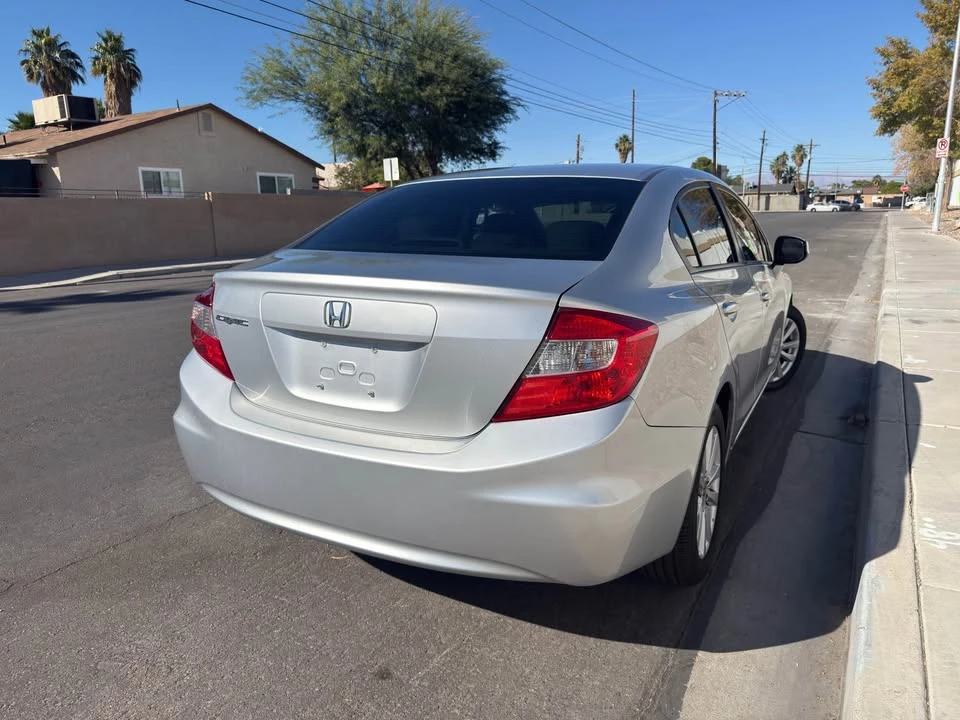 2012 Honda Civic 9th Gen - Image 5 of 12