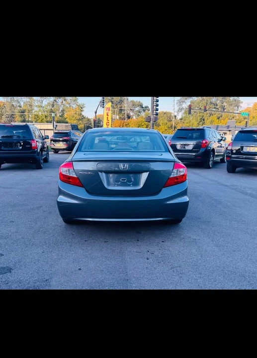 2012 Honda Civic 9th Gen - Image 3 of 6