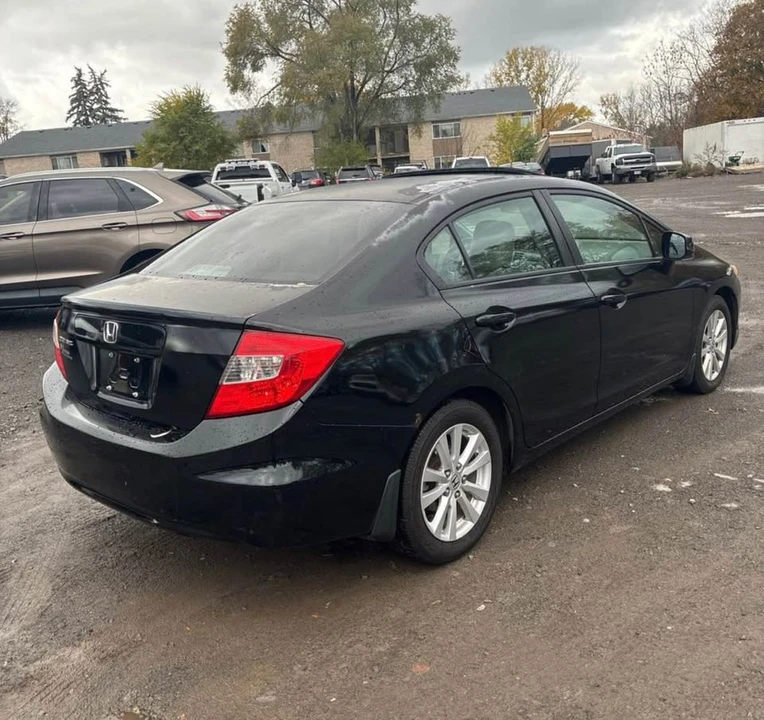 2012 Honda Civic 9th Gen - Image 5 of 20