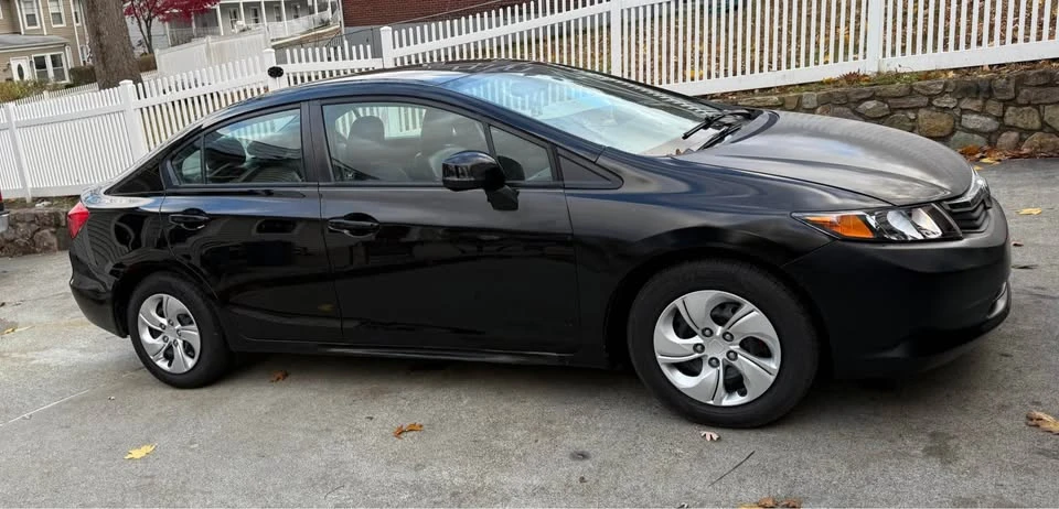 2012 Honda Civic 9th Gen - Image 5 of 8