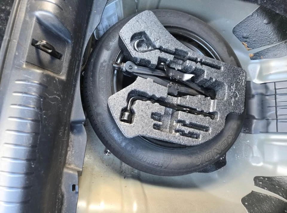 2012 Honda Civic 9th Gen - Image 10 of 12