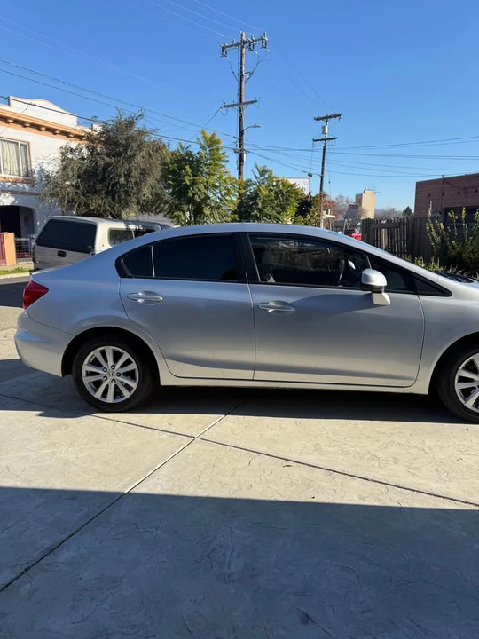 2012 Honda Civic 9th Gen - Image 3 of 6