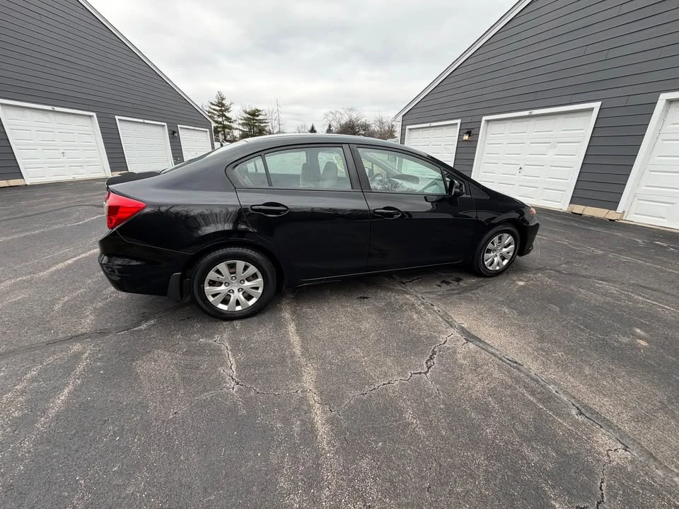 2012 Honda Civic 9th Gen - Image 8 of 12