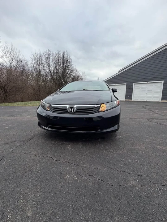 2012 Honda Civic 9th Gen - Image 4 of 12