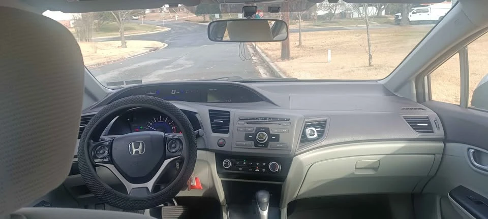 2012 Honda Civic 9th Gen - Image 2 of 5