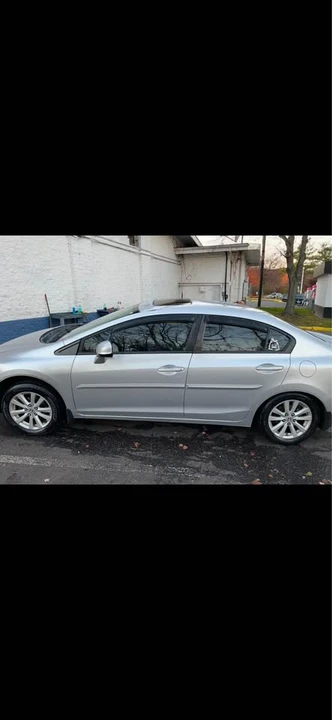 2012 Honda Civic 9th Gen - Image 2 of 8