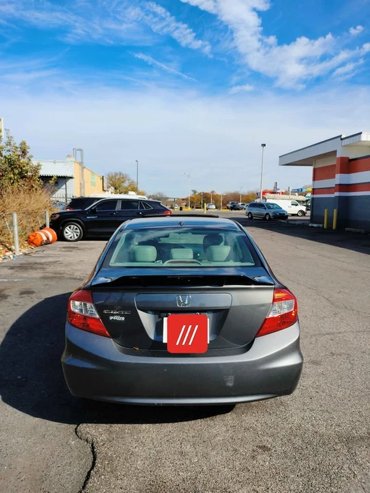 2012 Honda Civic 9th Gen - Image 9 of 11